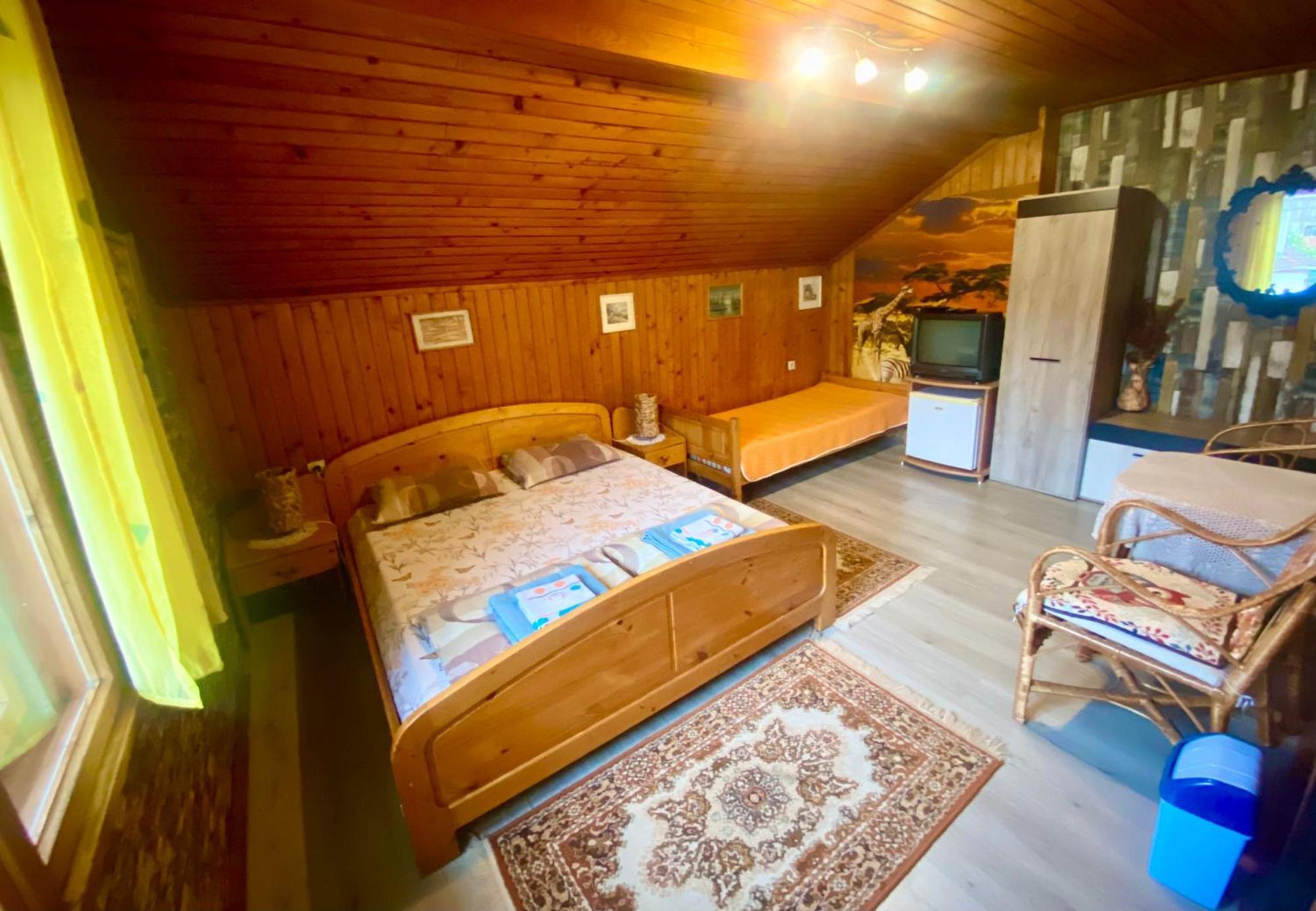 Niya Guest House Beli Iskar Exterior foto